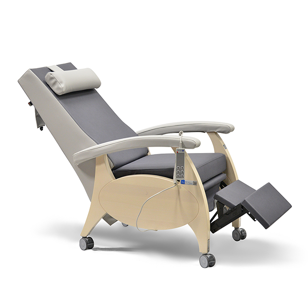 ruhesessel fuer tagespflege motorische verstellung abwaschbar 160 kg nutzergewicht mit rollen gebremst